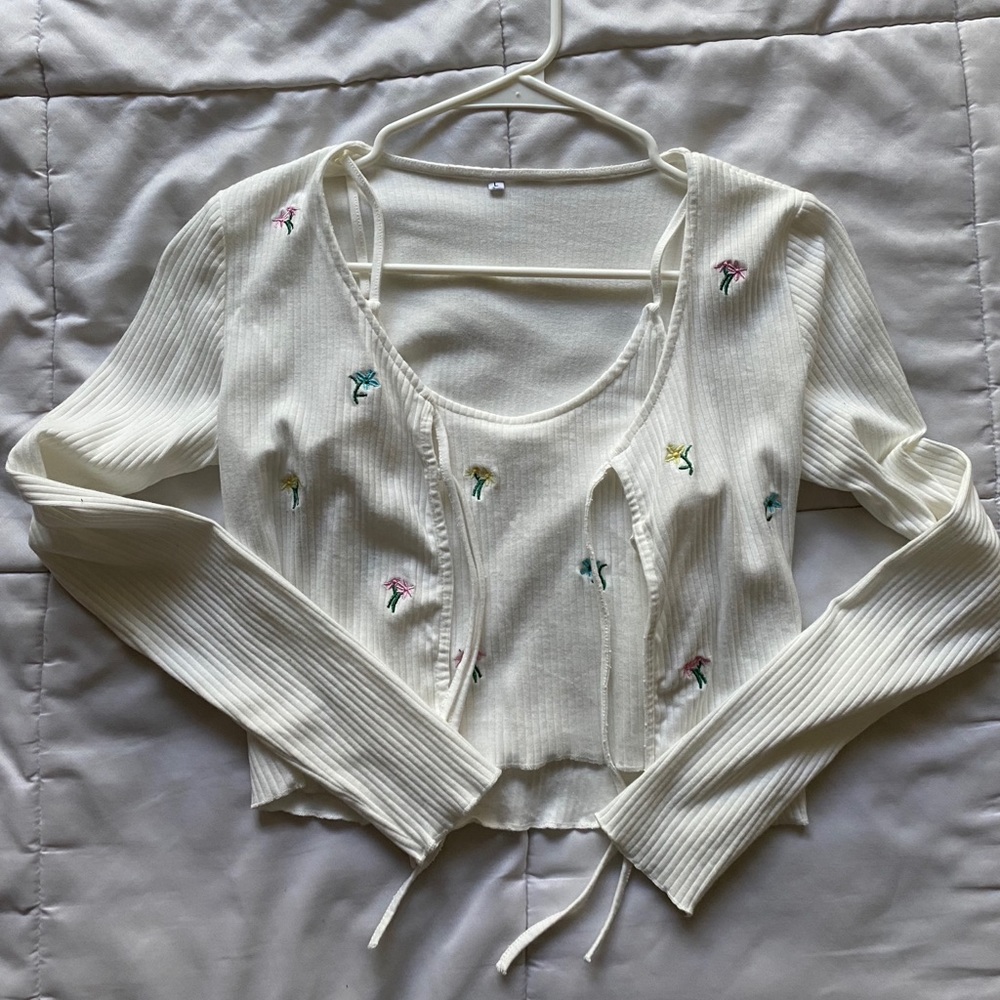 Cardigan 2 piece set | white floral cami&cardigan